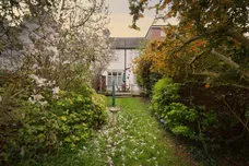 Ashburton Avenue, Ilford
