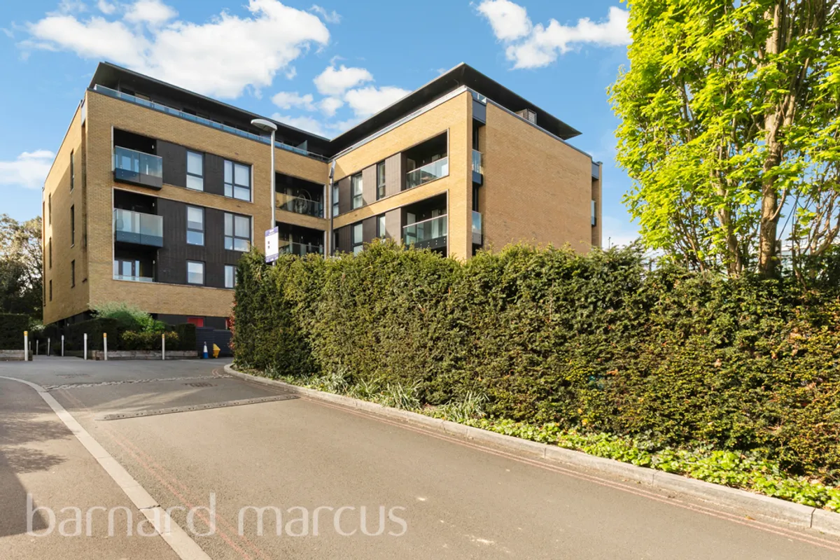 Pipit Drive, LONDON
