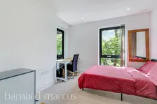 Pipit Drive, LONDON