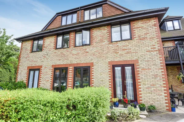 Heydon Court, Deer Park Way, West Wic...