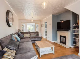 Chapmans Close, Melbourn, Royston thumb 2