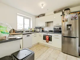 Furnace Close, North Hykeham, Lincoln thumb 3