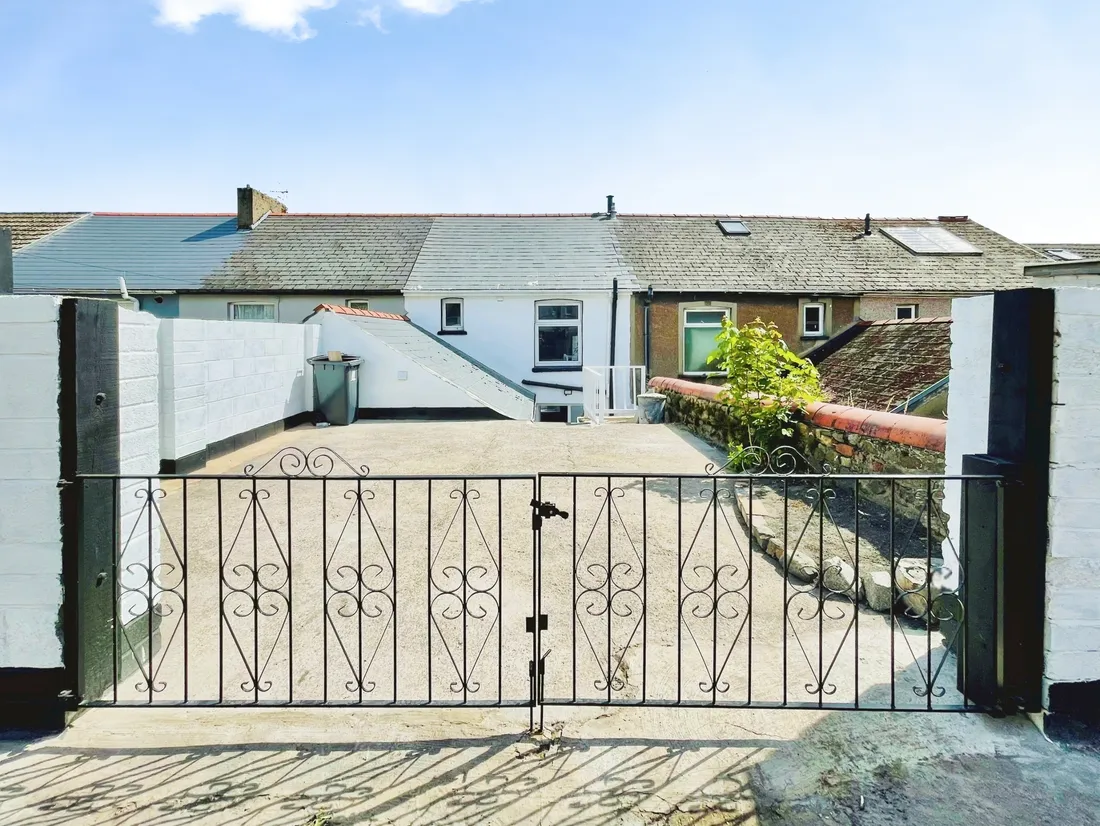 Property photo 4