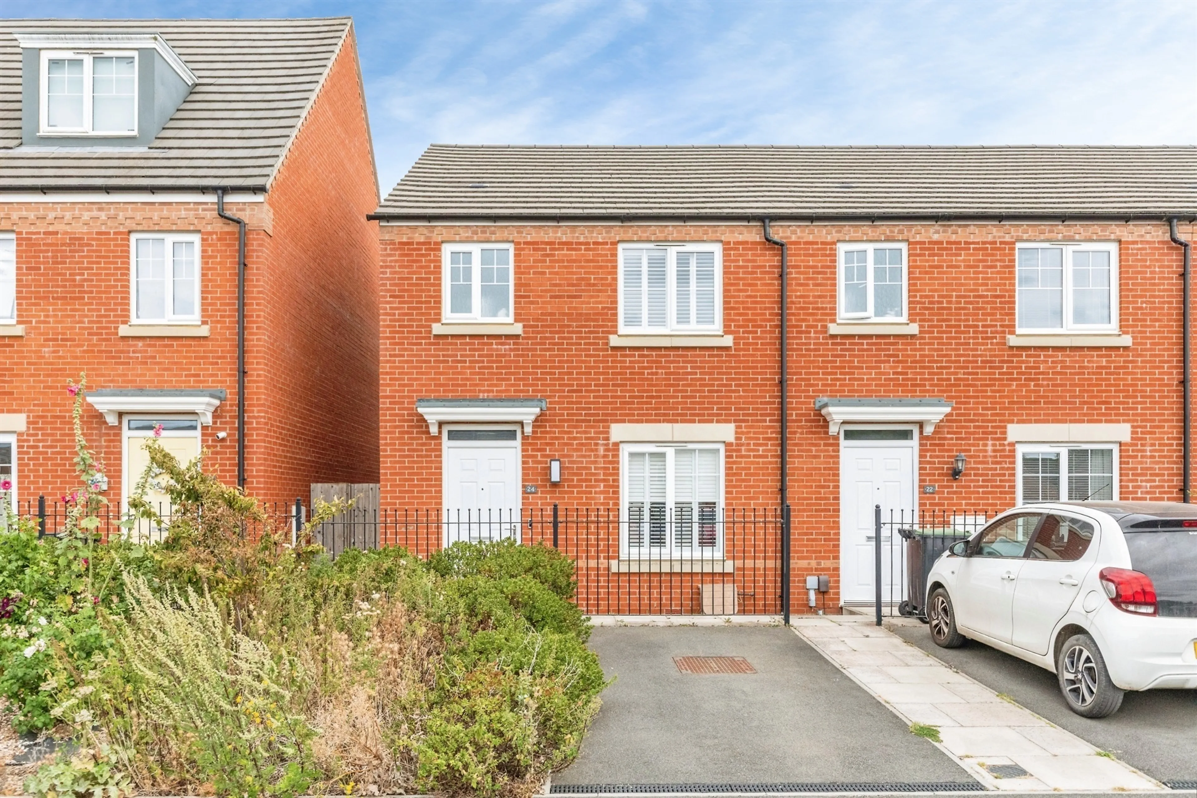 Property photo 0
