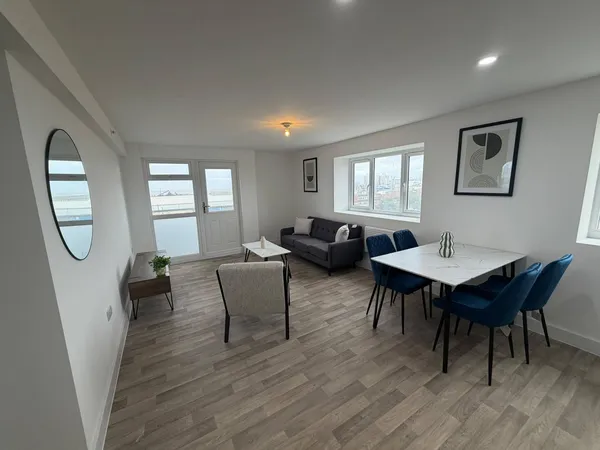 The Lighthouse, Bootle L20