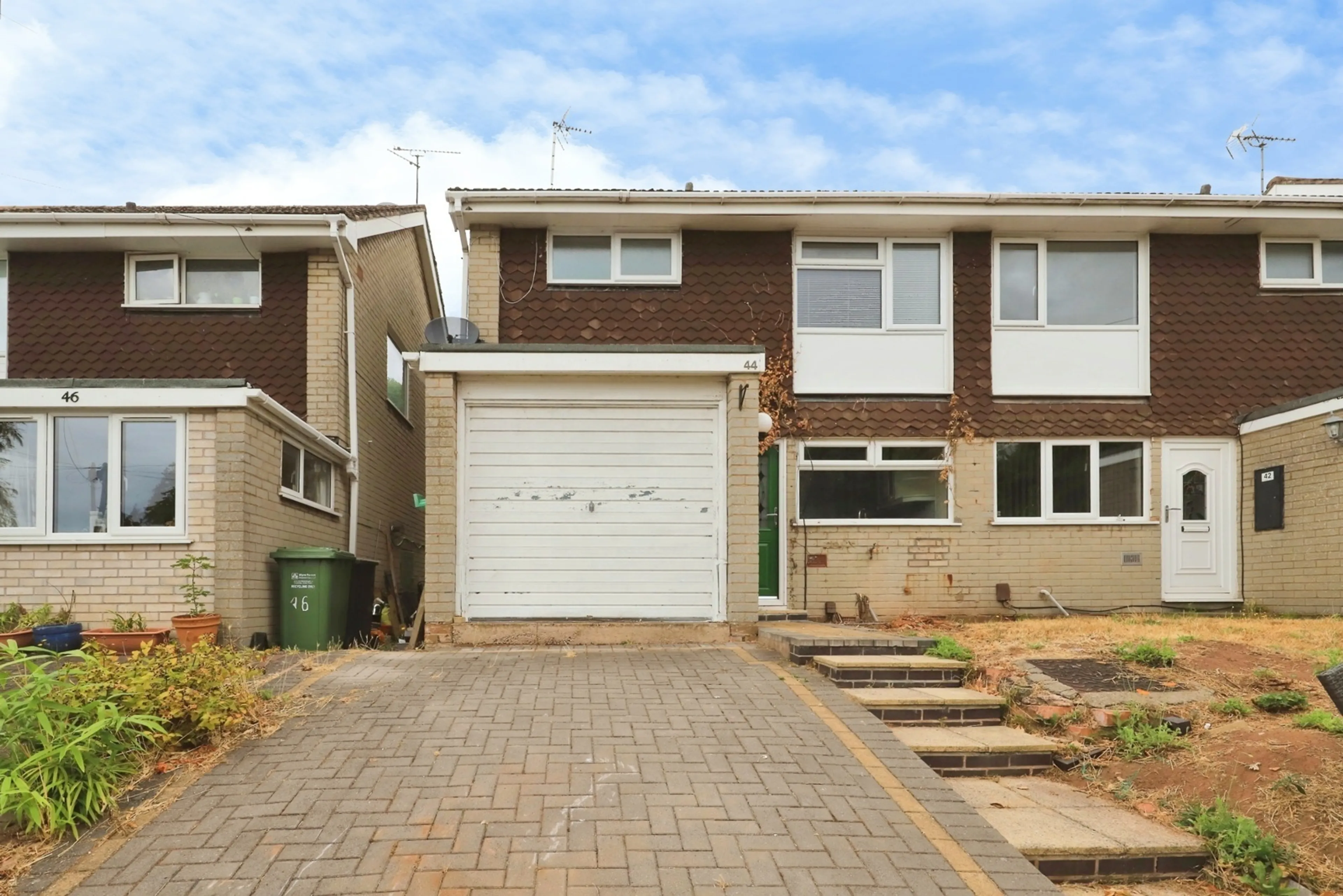 Property photo 0