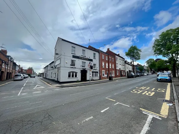 West Street, Warwick