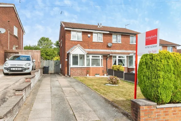 Wenlock Close, Newcastle, Staffordshi...