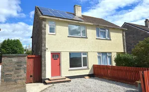 Grenfell Avenue, Saltash, Cornwall, PL12 photo