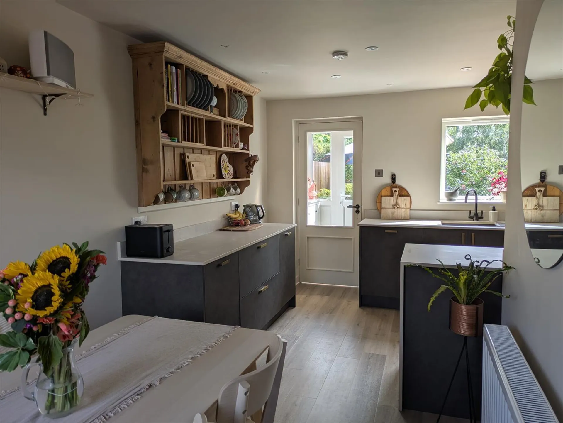 Property photo top 2