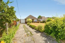Worlds End Lane, Weston Turville, AYLESBURY
