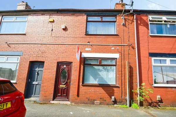 Cross Street, Farnworth, Bolton, Grea...