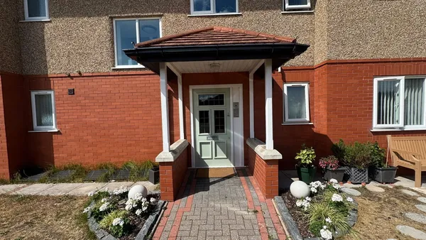 Linksview, Hall Road West, L23 8RA