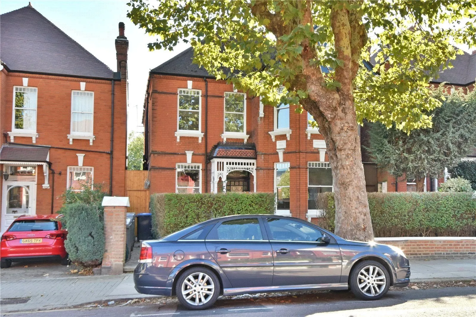 Dartmouth Road, Mapesbury, London, NW2
