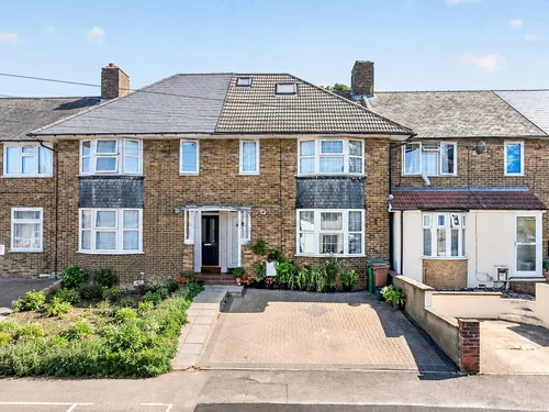 Garendon Road, Mordenphoto