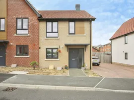 Teachers Close, Needham Market, Ipswich thumb 2