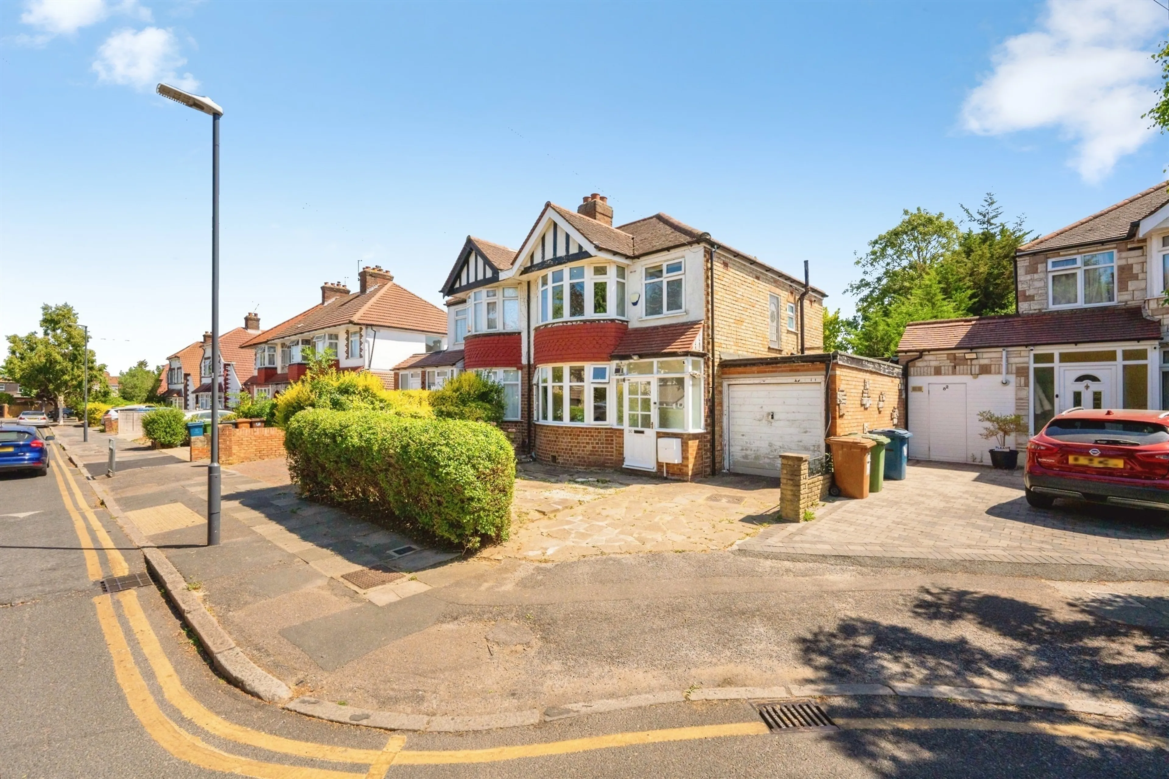 Property photo 0
