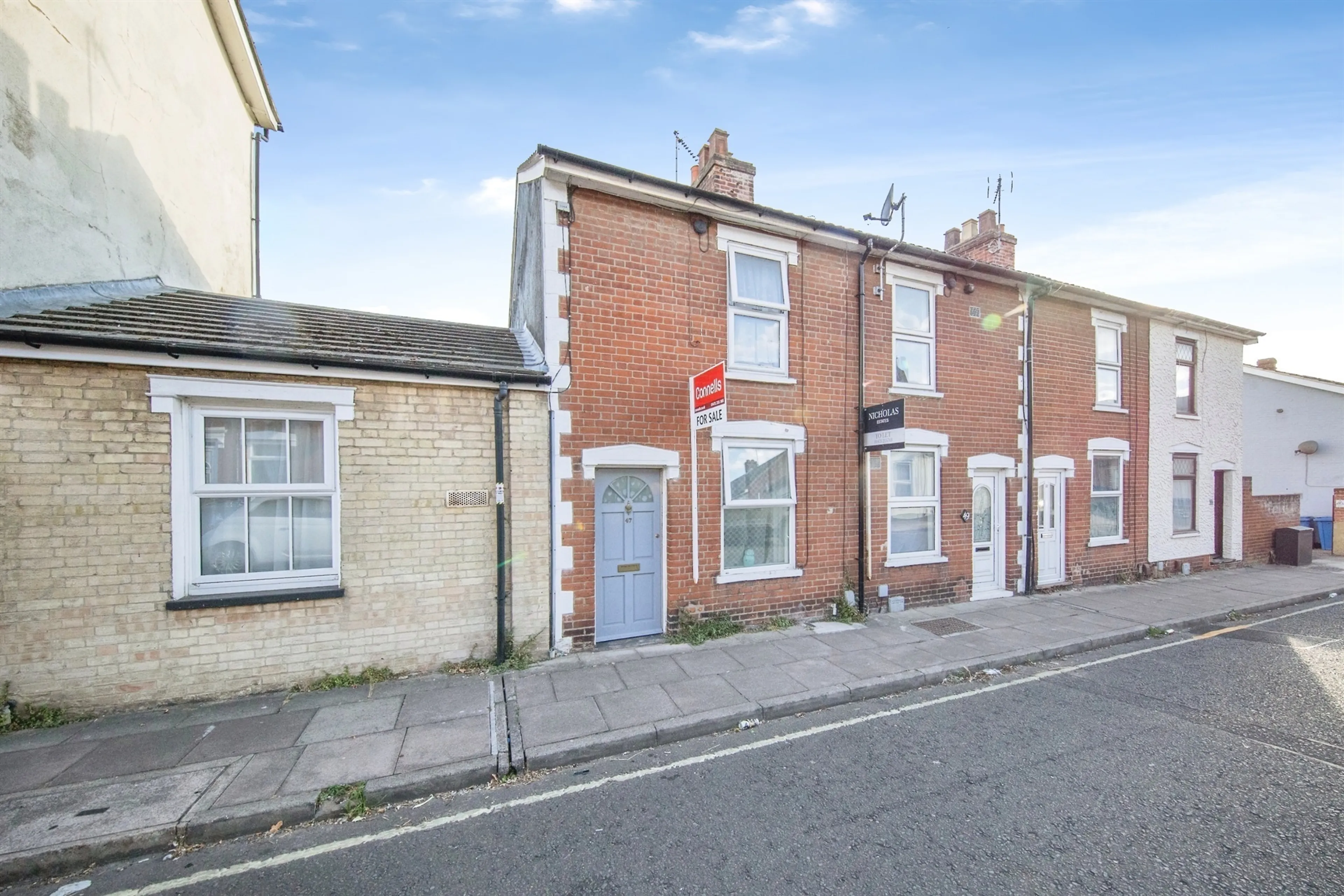 Property photo 0