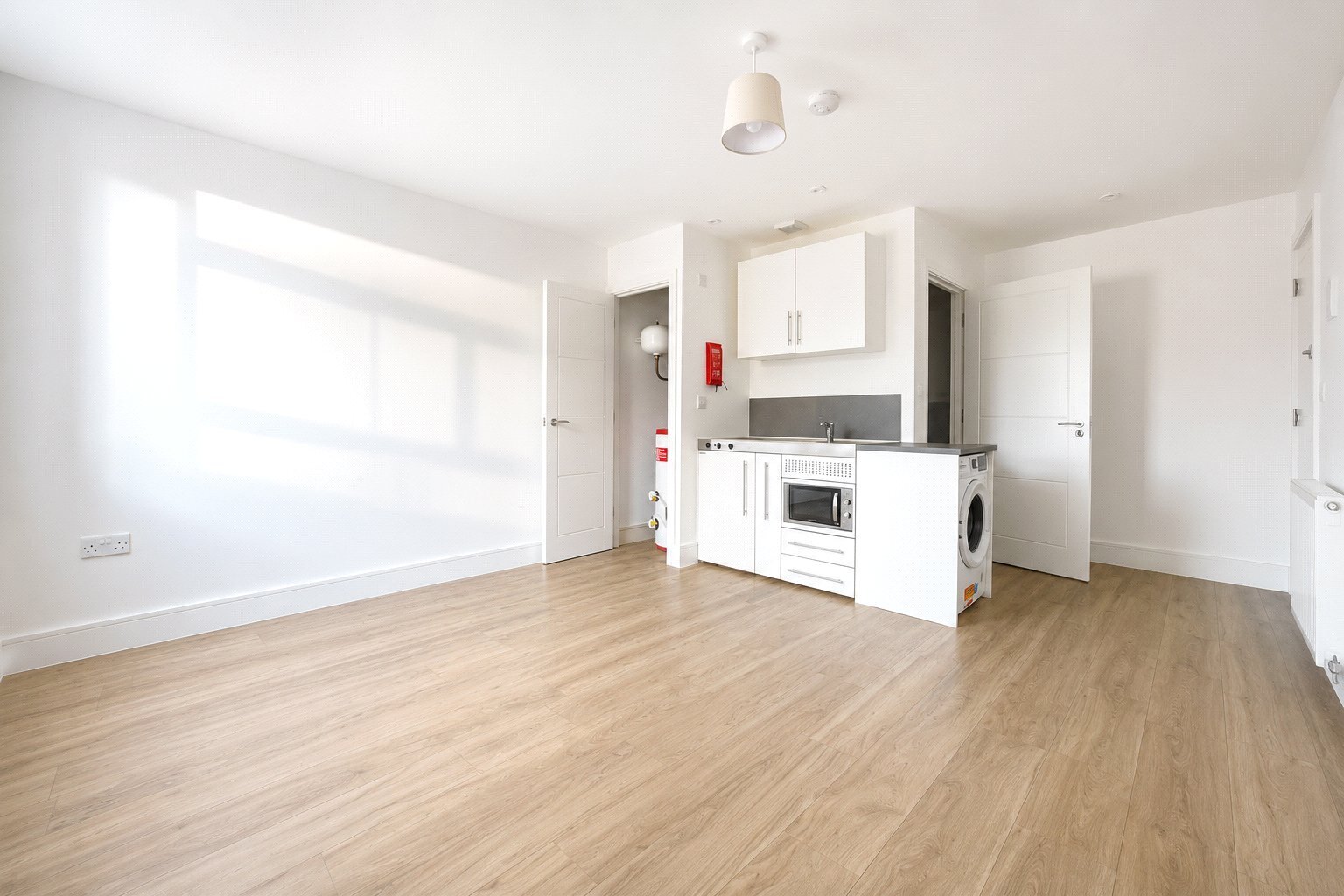Elizabeth Way, Harlow, Essex, CM19 Image 1