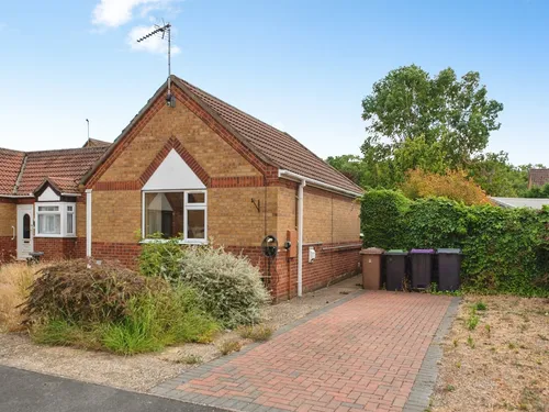 Smeeton Court, Sleafordphoto