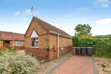 Smeeton Court, Sleaford