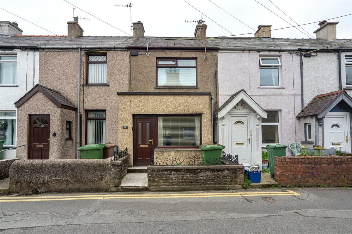 Glan Gwna Terrace, Caeathro, Caernarfon, Gwynedd, LL55