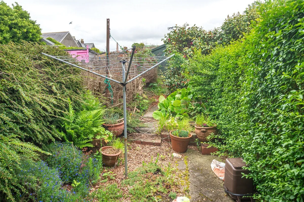 Glan Gwna Terrace, Caeathro, Caernarfon, Gwynedd, LL55