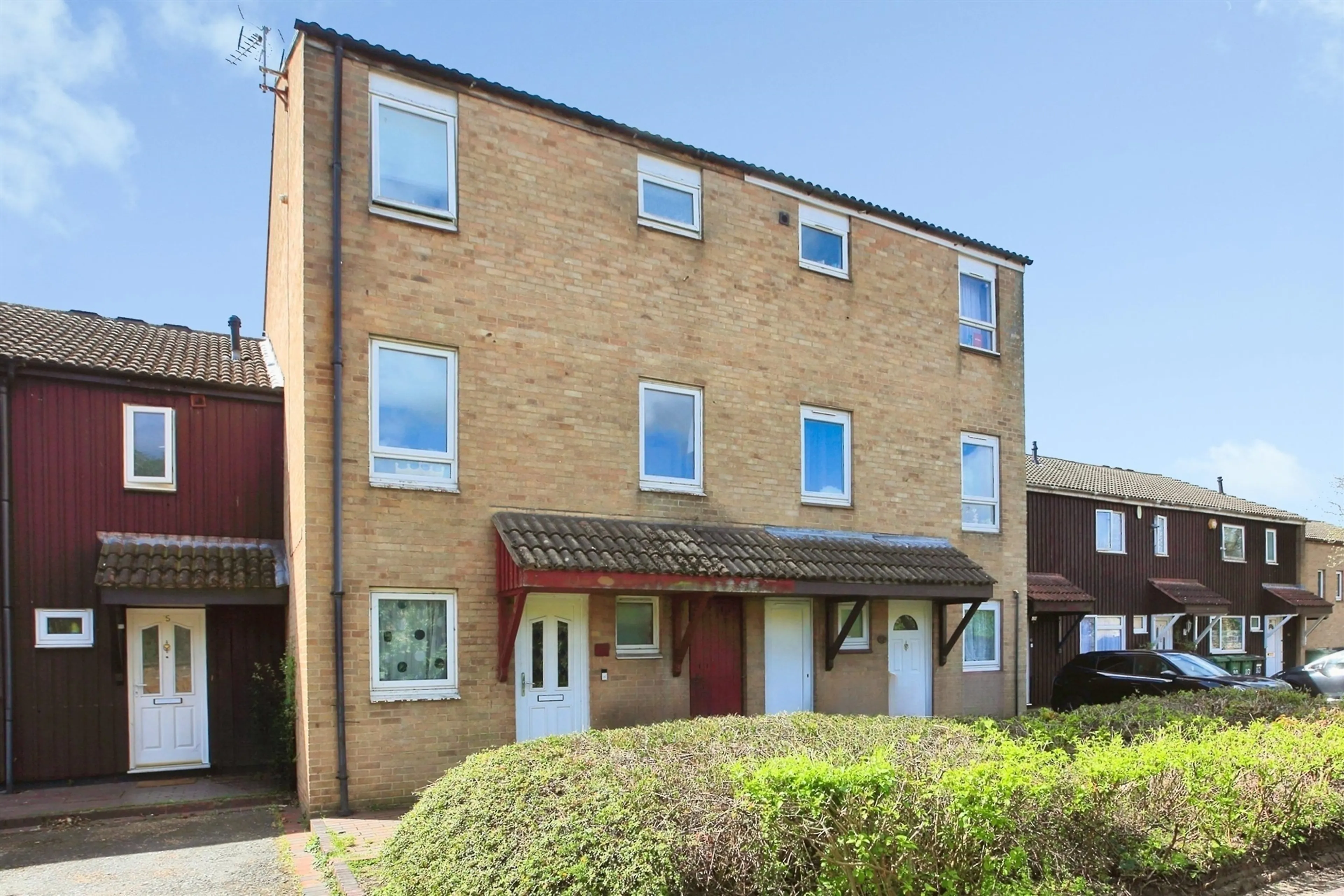 Property photo 0