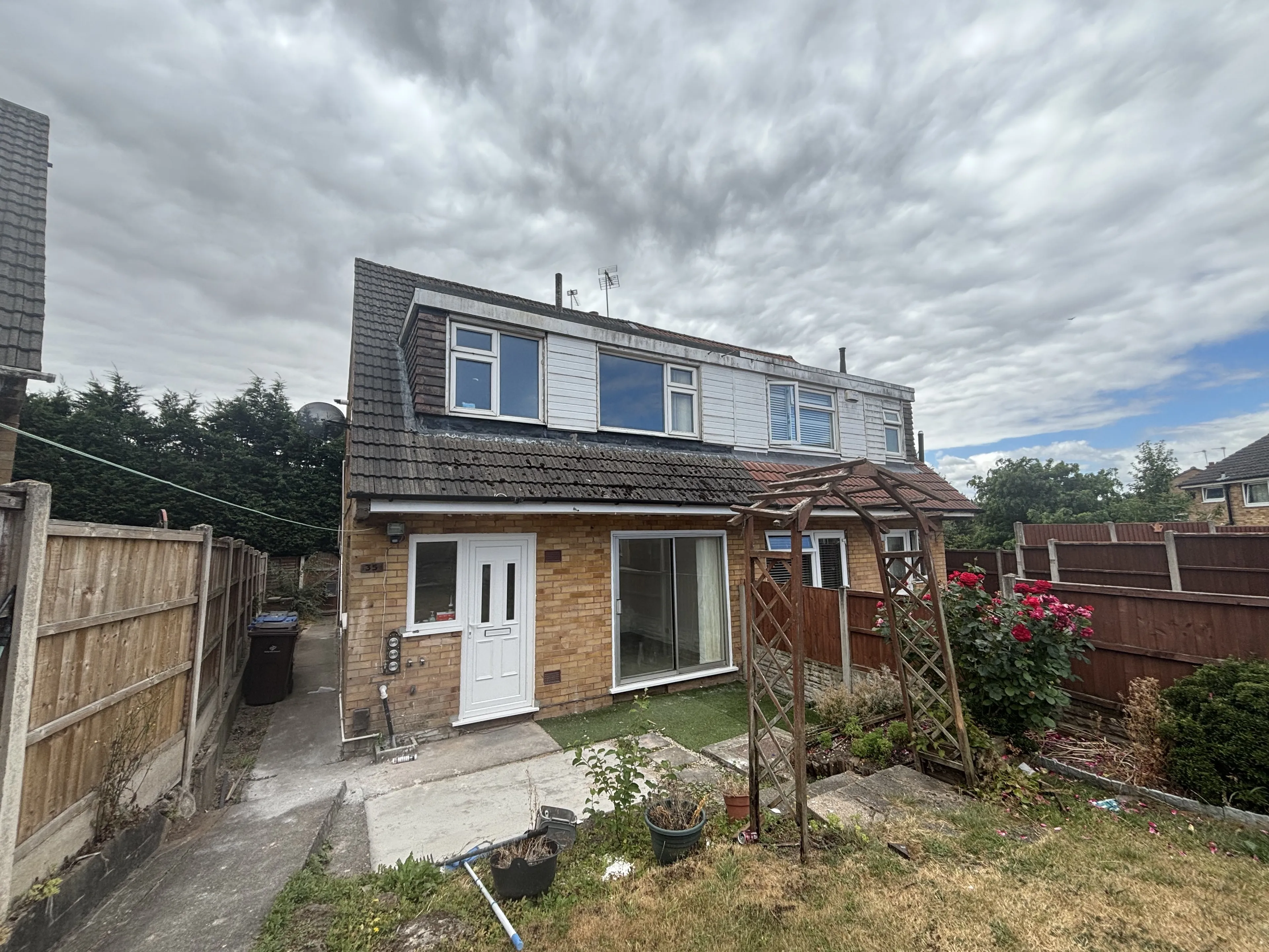 Property photo 0