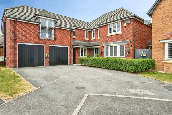 Tickford Bank, Widnes, Cheshire, WA8