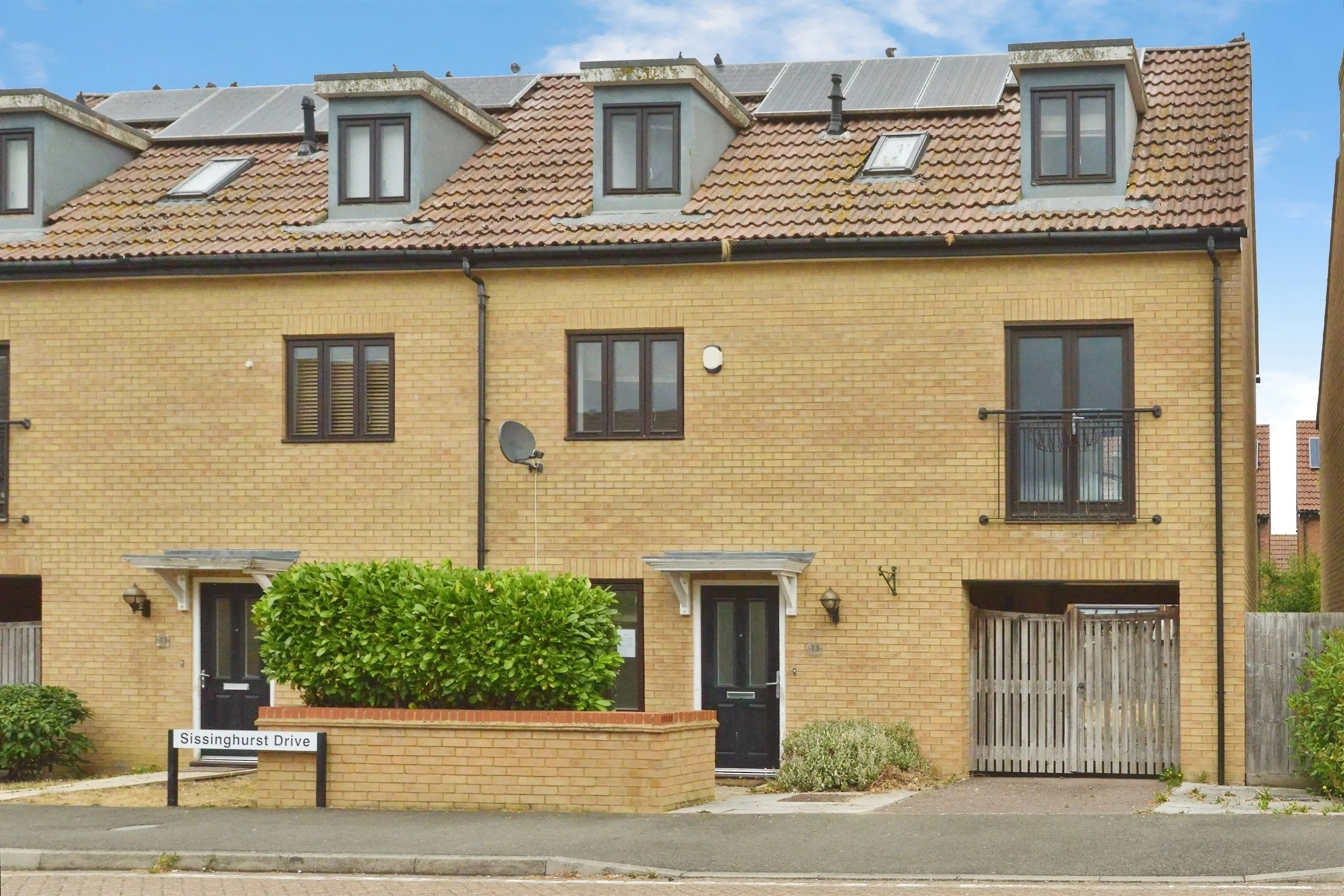 Property photo 0
