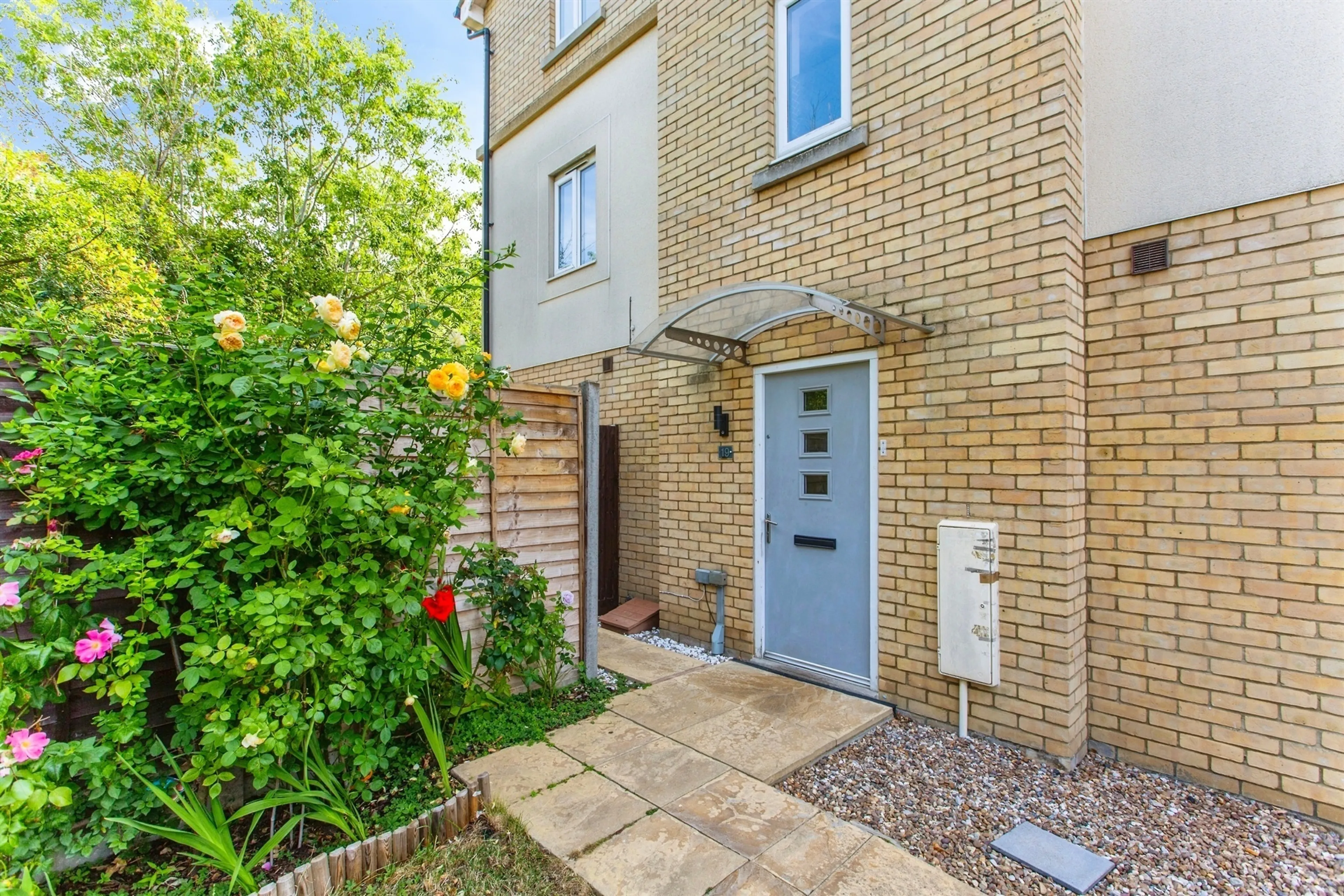 Property photo 0