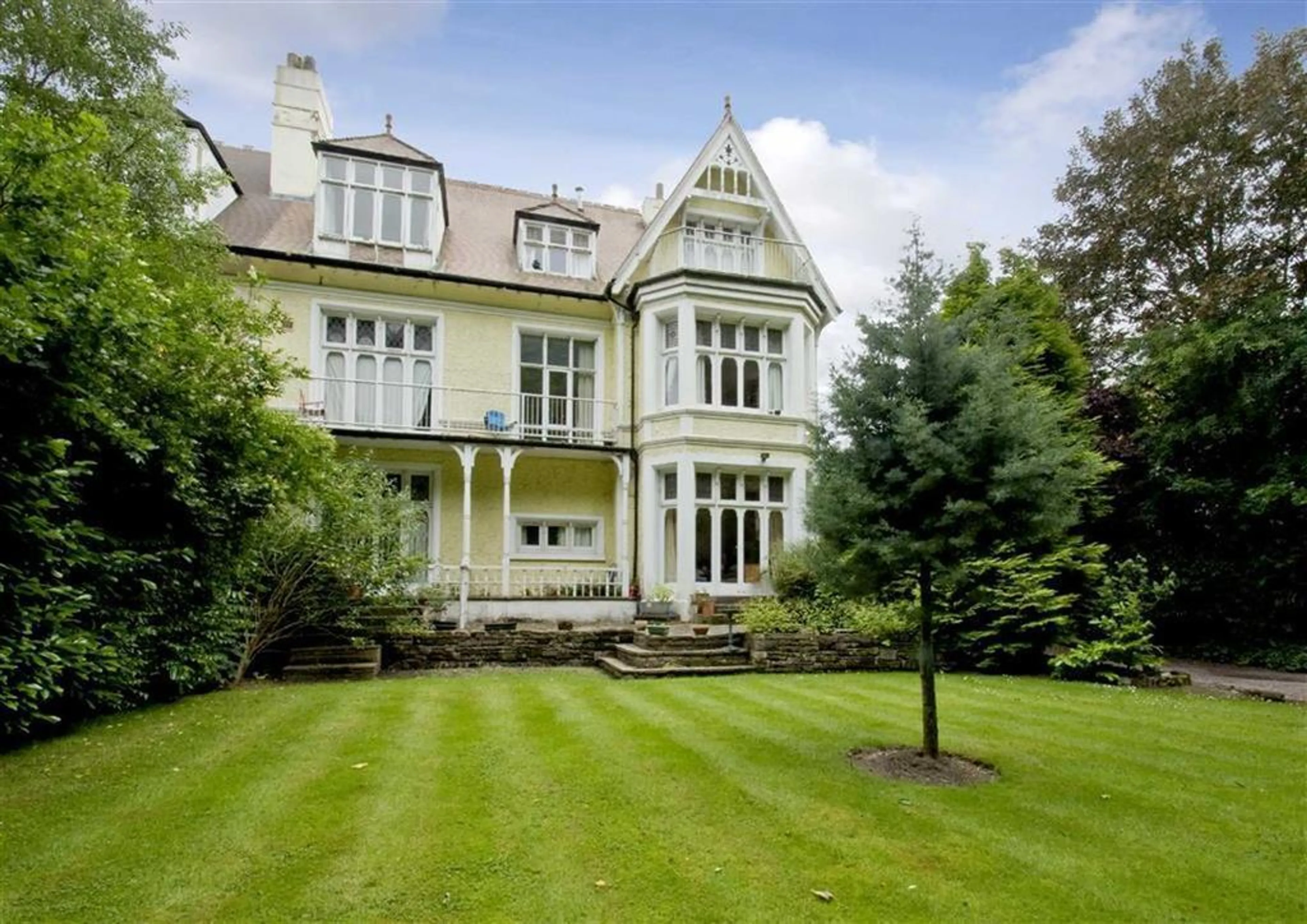 Property photo 0