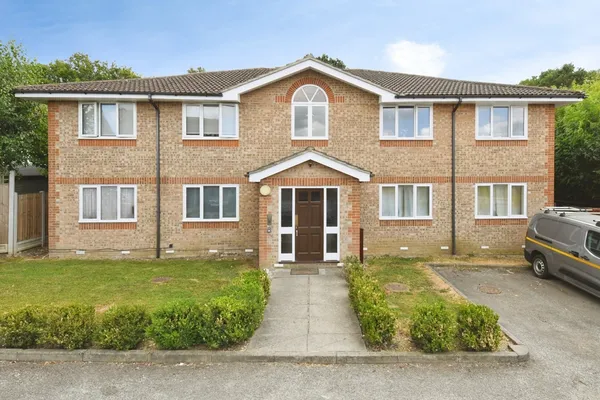 Lancaster Drive, Langdon Hills, Basil...