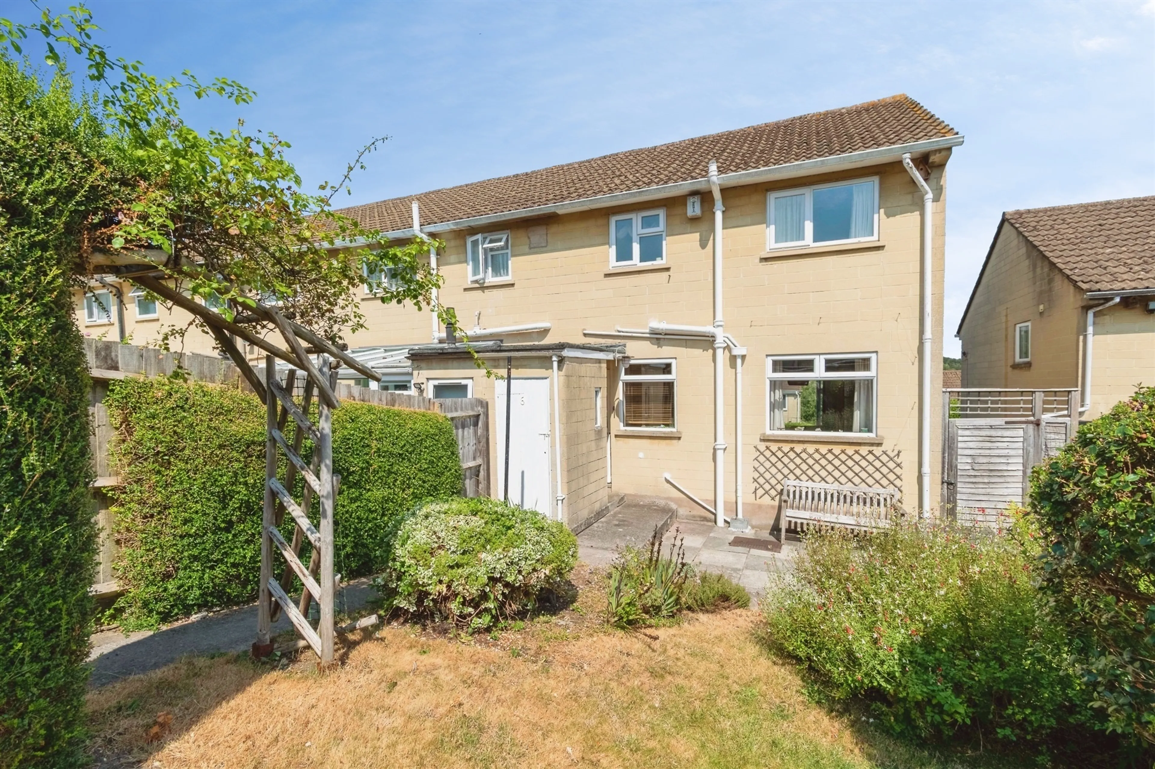 Property photo 0
