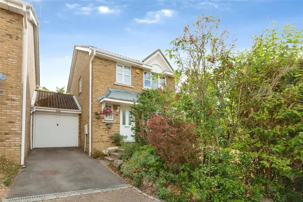 Curtis Close, Camberley, Surrey, GU15