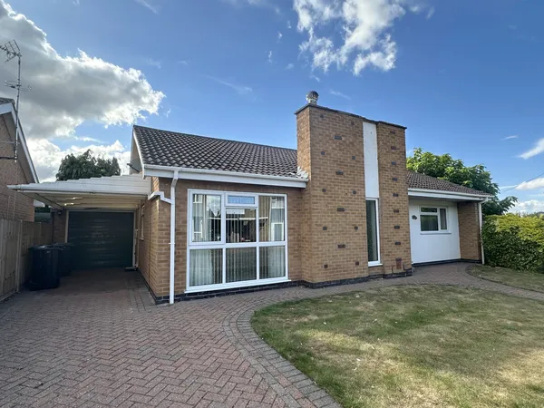 Raymond Drive, Bingham