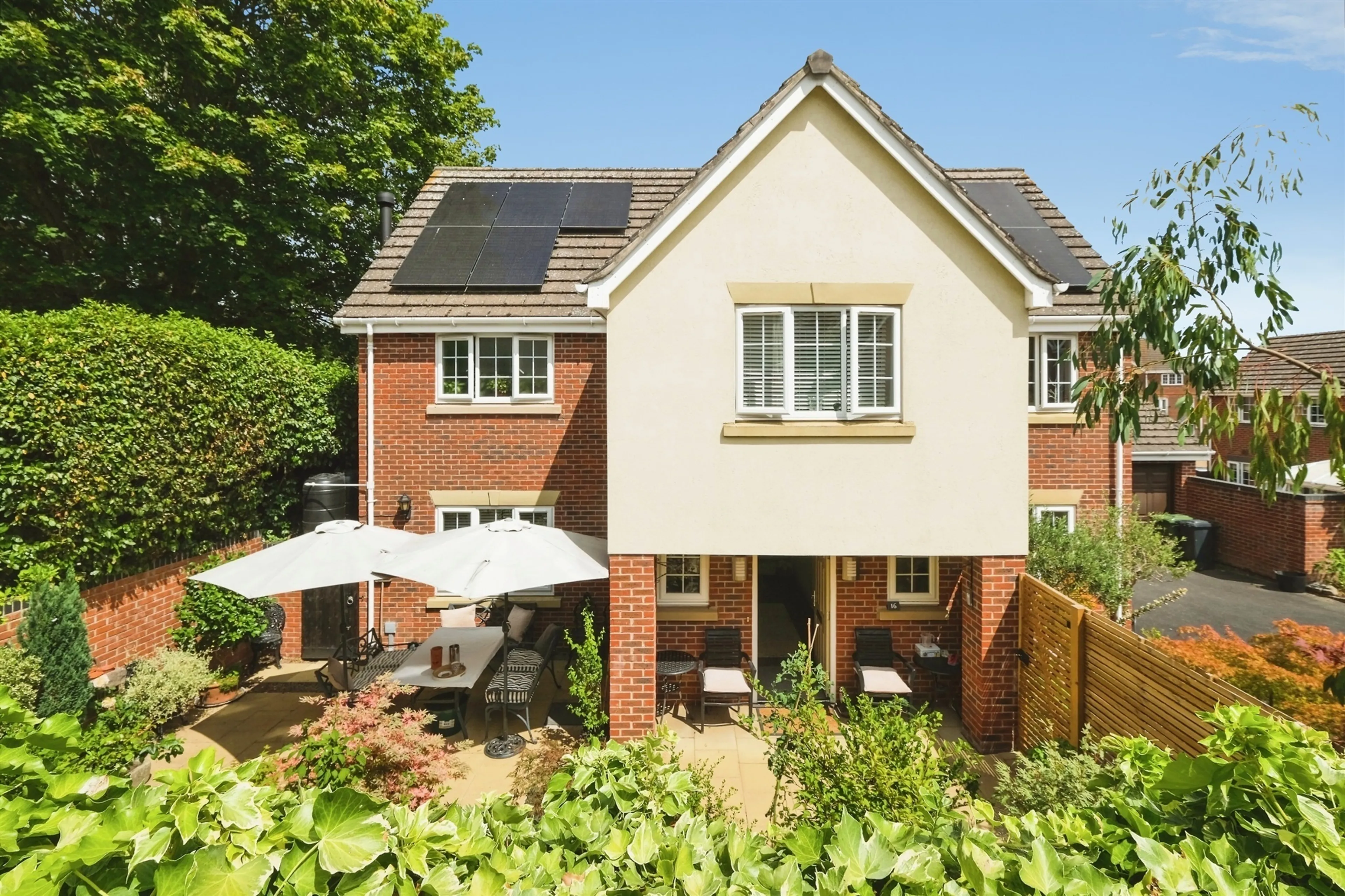 Property photo 0