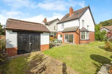 Manston Gardens, Leeds