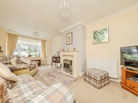 Cotswold Drive, Long Melford, Sudbury thumb 2