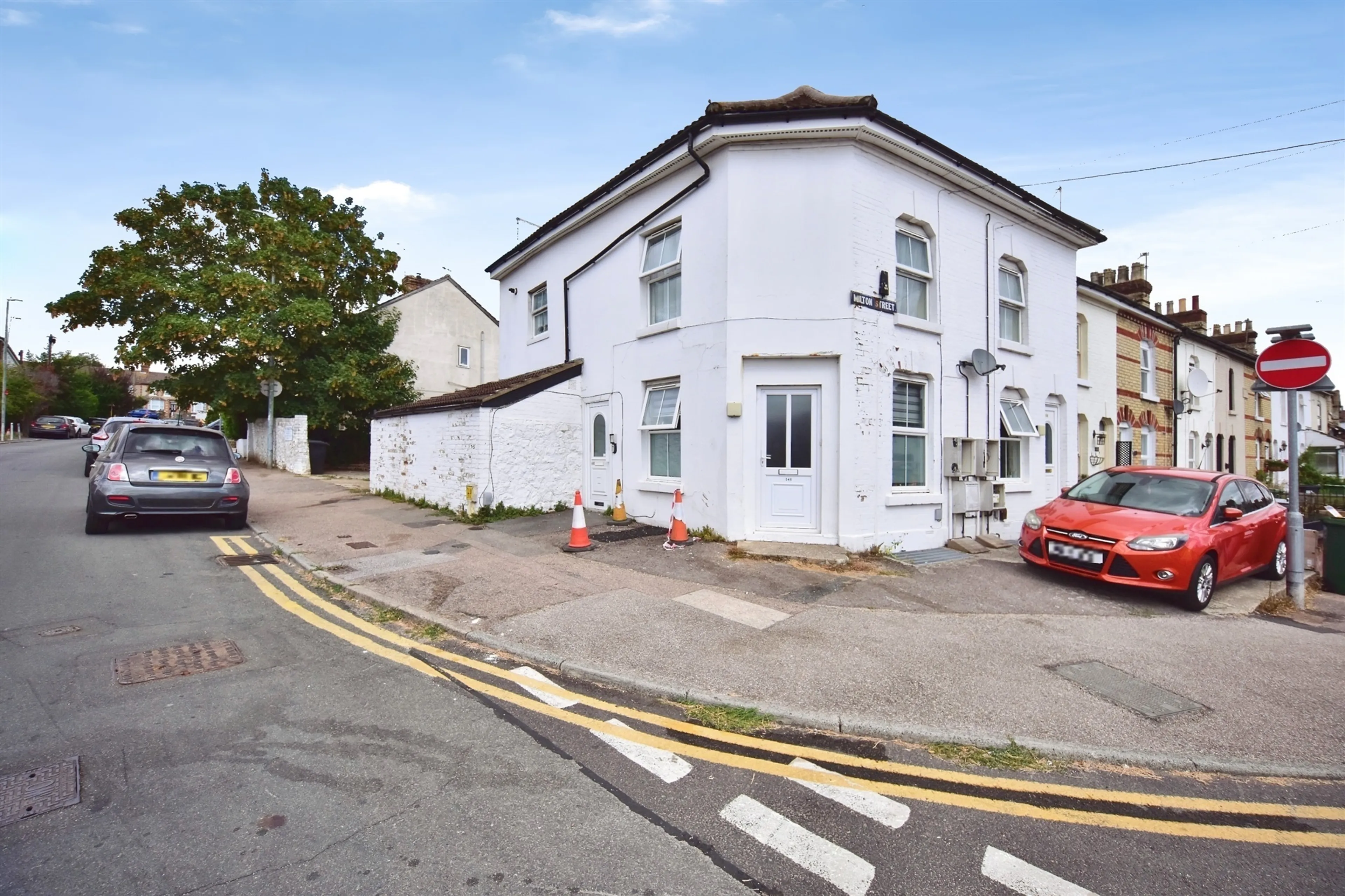 Property photo 0