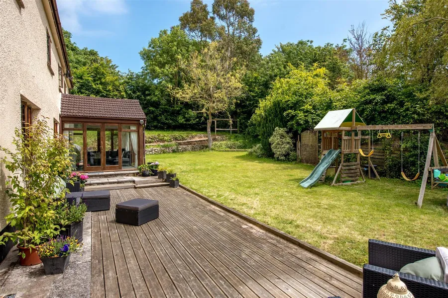 Property Image 31