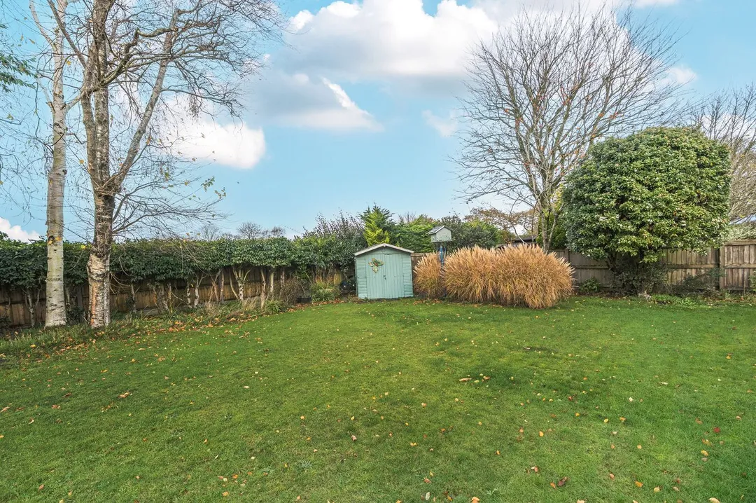https://mr0.homeflow-assets.co.uk/files/photo/image/48049/1112/_x_/52961750.jpg