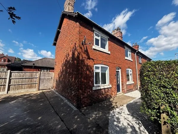 Laburnum Avenue, Kirkby-In-Ashfield, ...