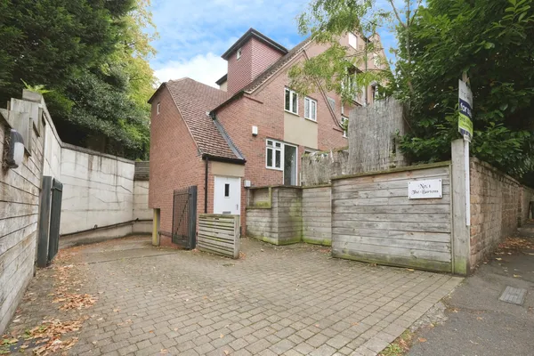 The Bartons, Nottingham, NG7