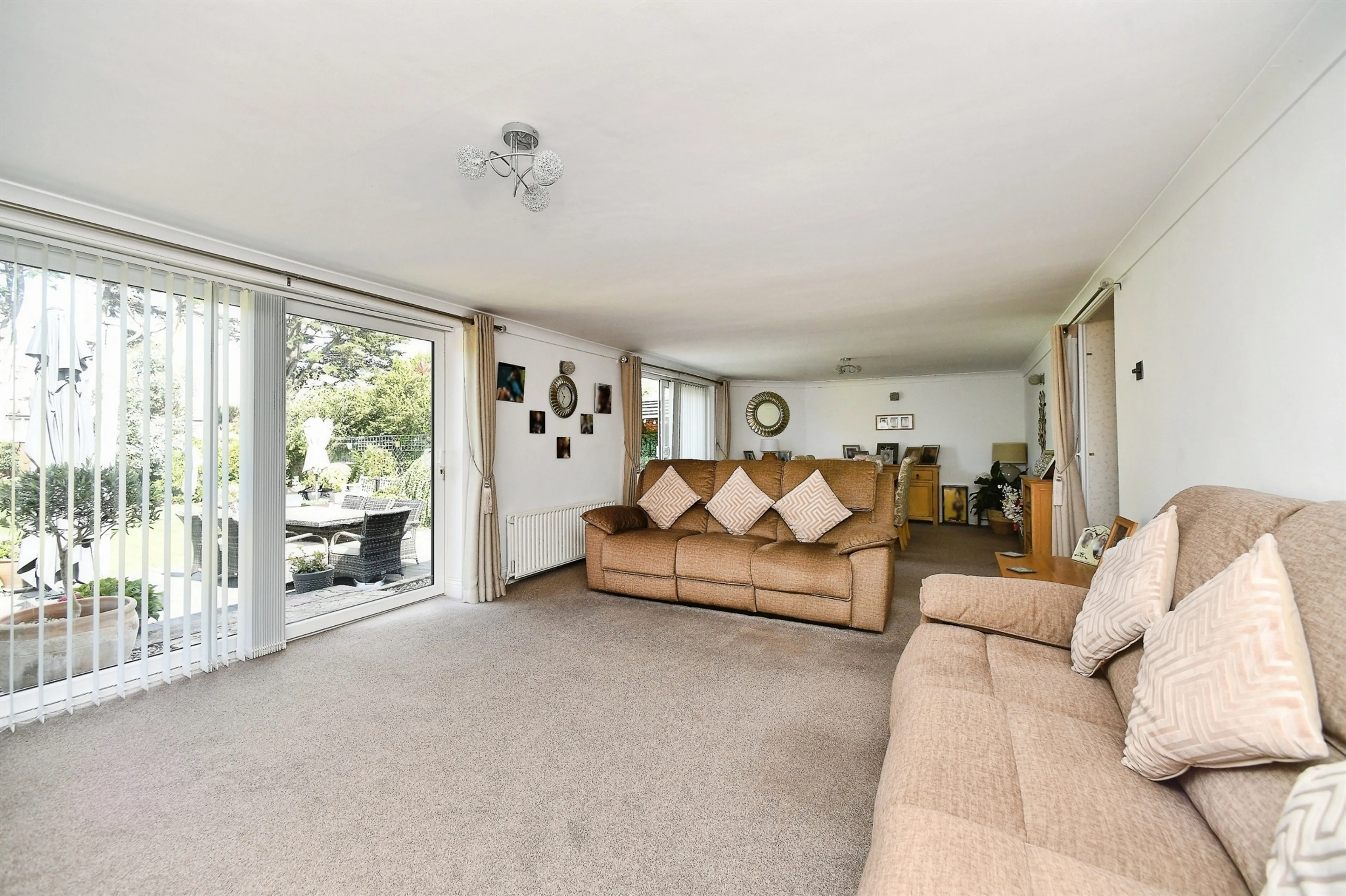 Property at Central Avenue, Telscombe Cliffs, Peacehaven
