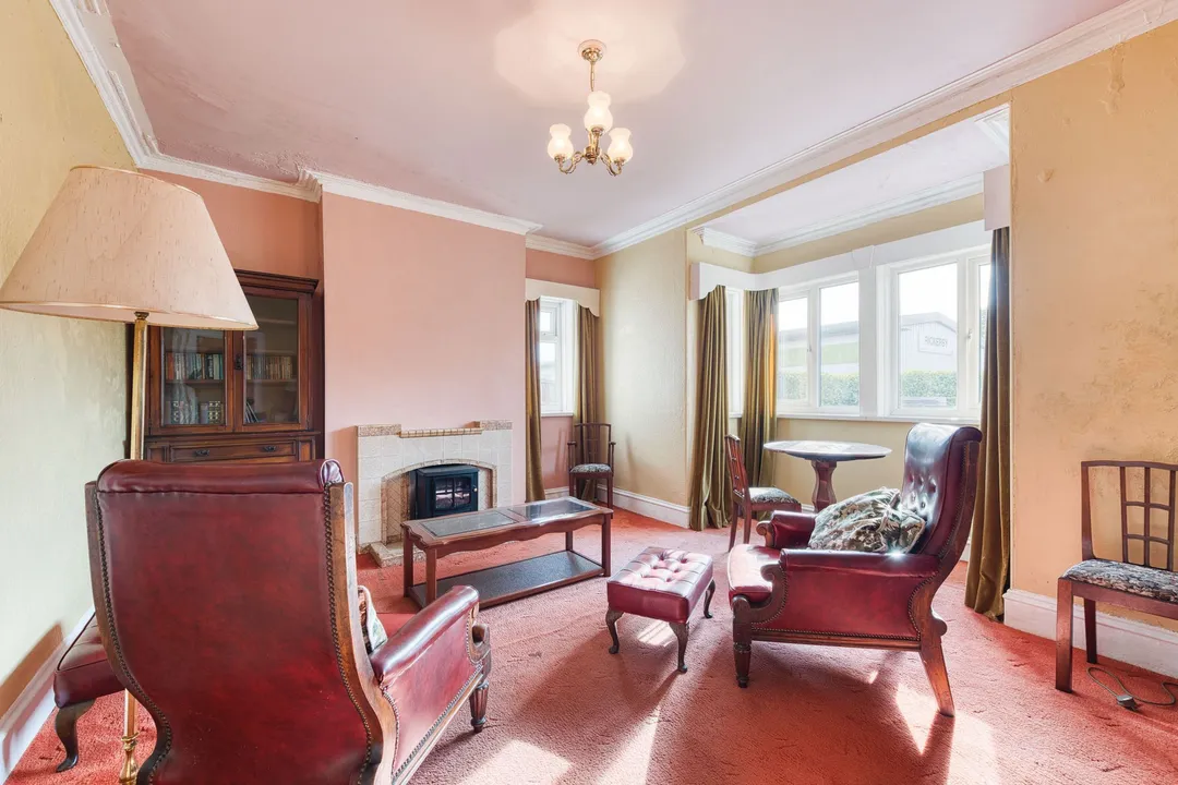https://mr0.homeflow-assets.co.uk/files/photo/image/48050/6798/_x_/DSC_0176_HDR-6.jpg