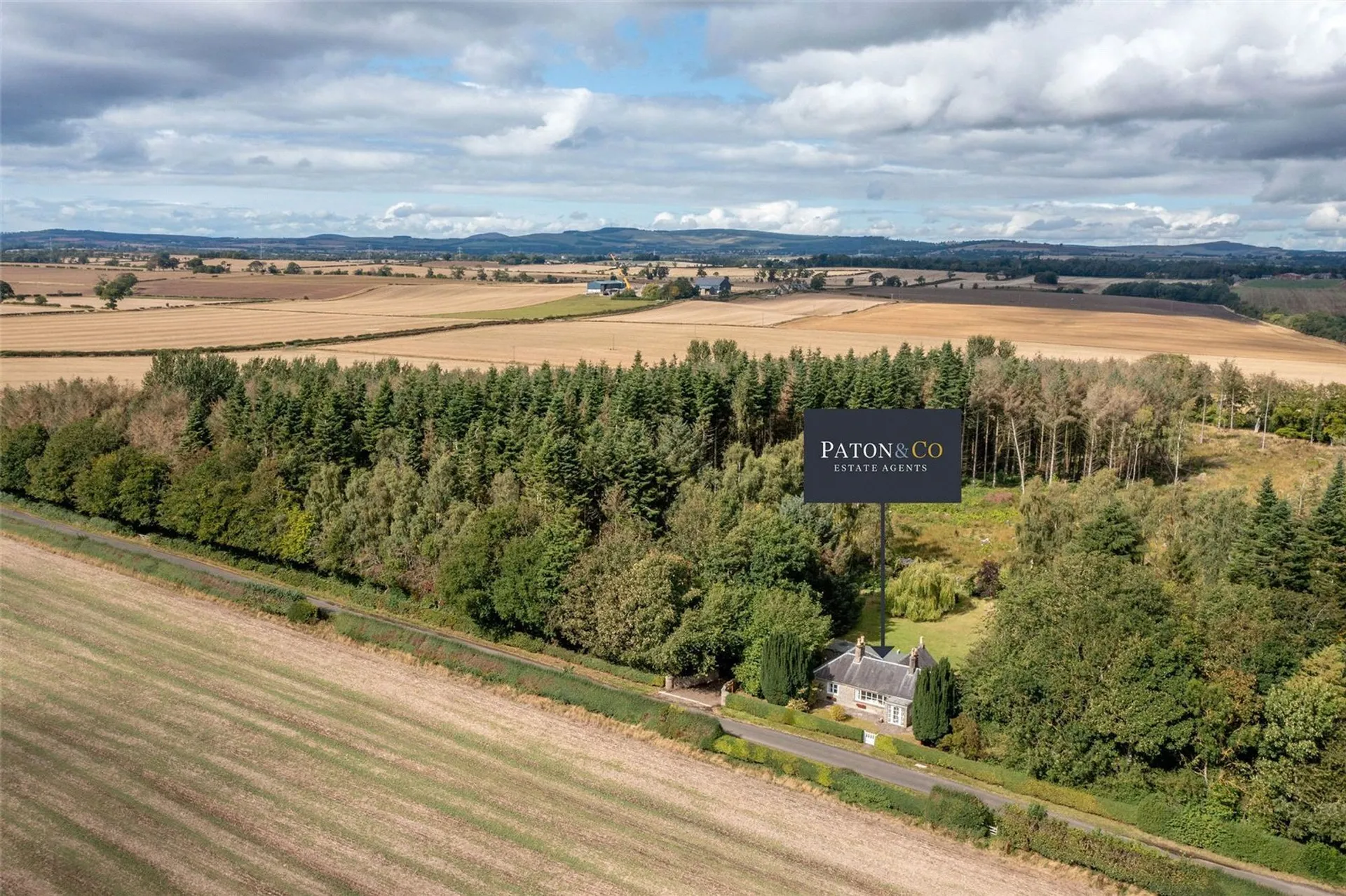 Property photo top 0