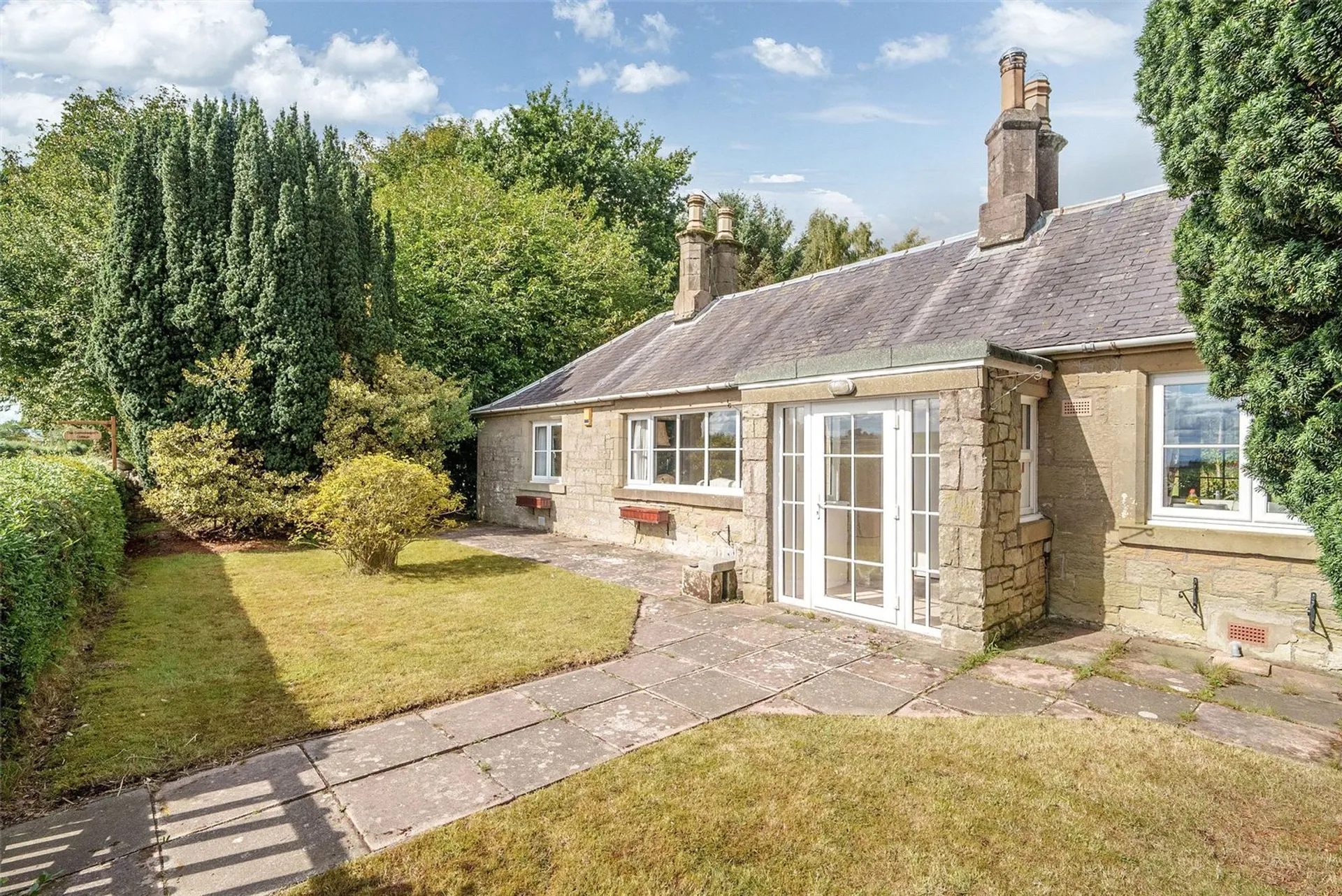 Property photo top 1