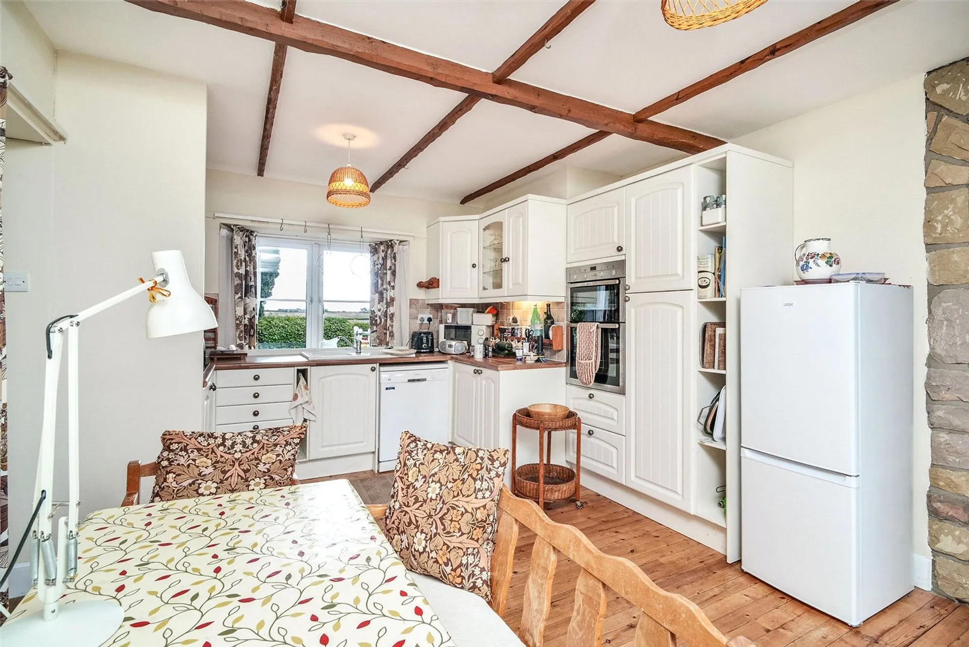 Property photo top 3